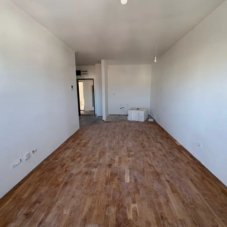 one-bedroom apartment, one-bedroom apartment Family Nest, Family Nest Zabjelo, Family Nest Podgorica, apartment for sale Zabjelo, apartment for sale Podgorica, 42 m2 apartment, 42m2 apartment Zabjelo, new building Zabjelo, new construction Family Nest, second floor apartment, apartment with parking, parking under ramp, apartment near Oktoih Primary School, apartment near school Zabjelo, registered building in cadastre, apartment eligible for bank loan, investment property Podgorica, real estate Podgorica, flat for sale Zabjelo, one-bedroom flat Podgorica, modern apartment Zabjelo, violet investment, violet investment montenegro