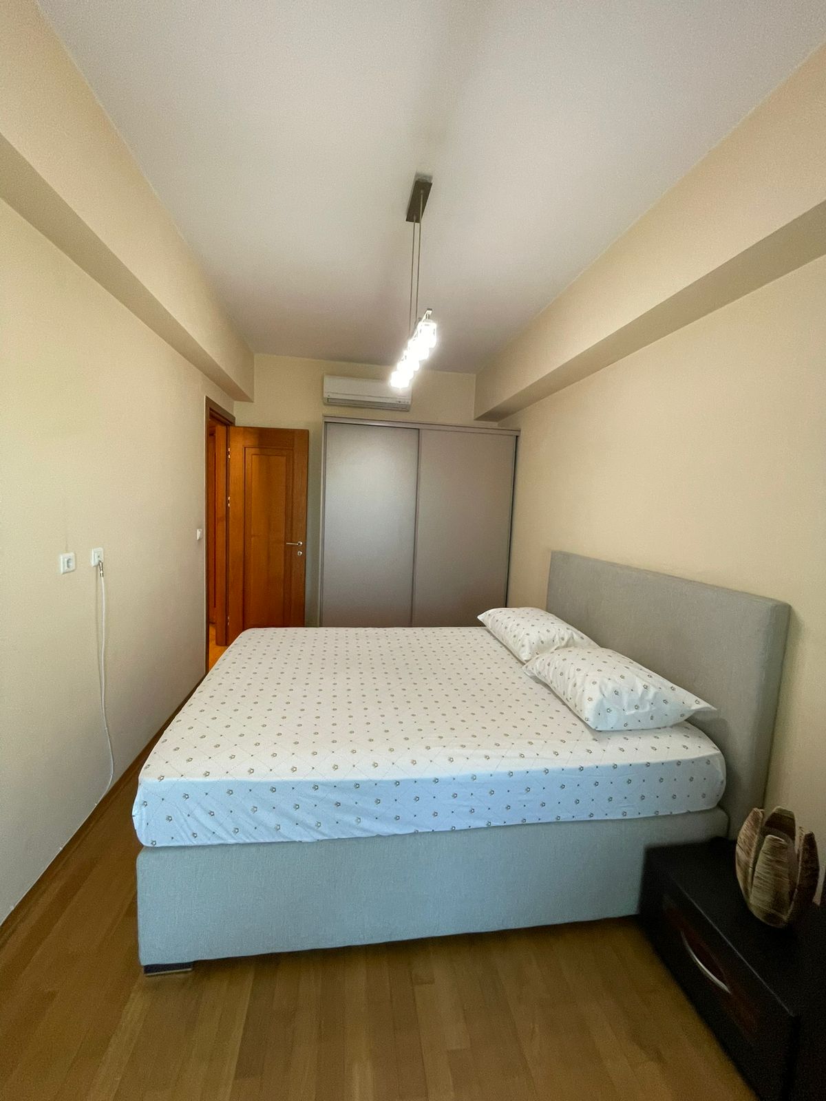 apartment for sale Kings Park Podgorica, luxury flat ex Hotel Nikic, 2.5 bedroom apartment city center, dvoiposoban stan prodaja Podgorica, luxury apartment with view King’s Park, premium location Podgorica center, fully furnished luxury apartment Montenegro, underfloor heating apartment for sale, inverter AC flat Podgorica, high quality wood aluminum windows, investment property Podgorica center, rare apartment for sale Kings Park, nekretnine Podgorica prodaja, luksuzan stan centar grada, stan sa pogledom na park kralja Nikole, stan blizu hotela Hilton Podgorica, odlična lokacija i cijena stan Podgorica,violet investment, violet investment montenegro