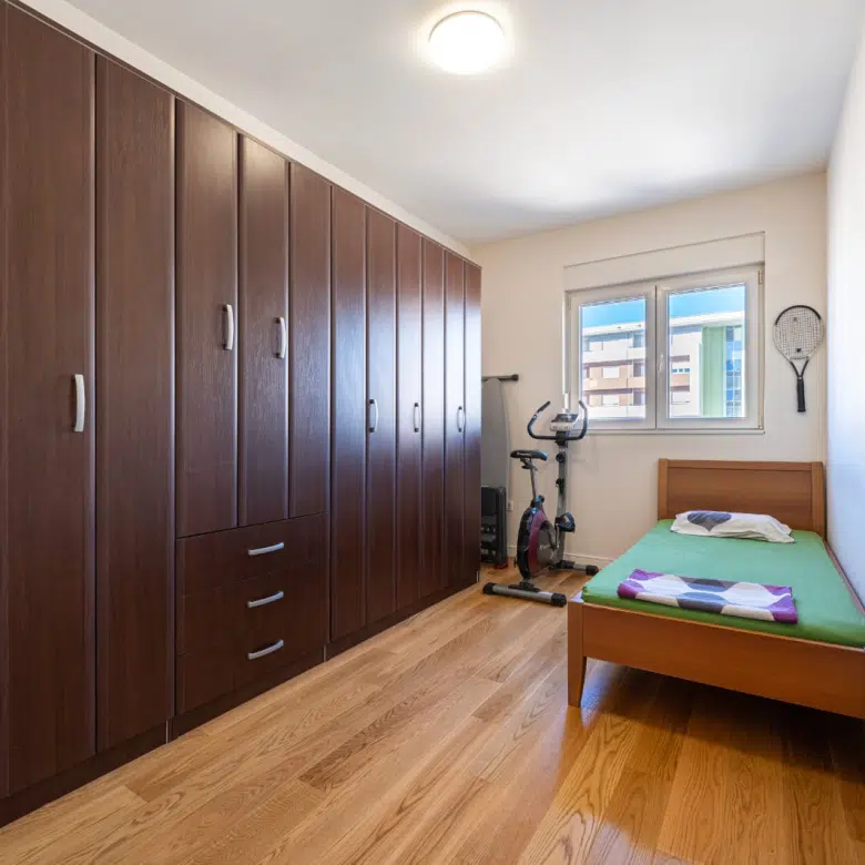 Luxury Furnished 2-Bedroom Apartment – Central Point, Podgorica