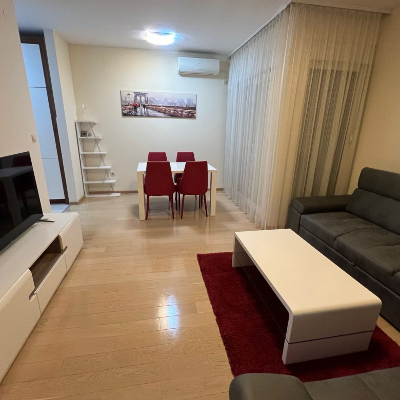 One-Bedroom Apartment 54 m² for Rent – Near Super Voli, City Kvart