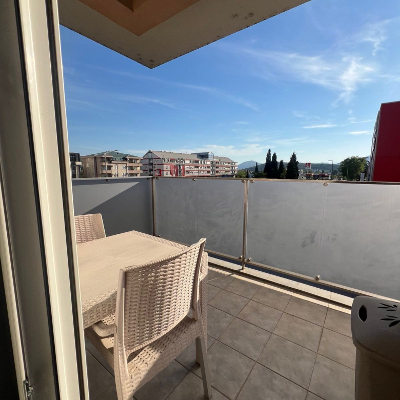 One-Bedroom Apartment 54 m² for Rent – Near Super Voli, City Kvart