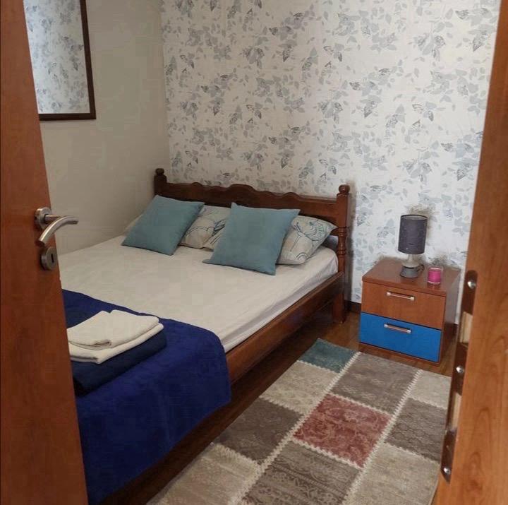 apartment for sale Topla 2, Herceg Novi apartment 43 m2, 1 bedroom flat with pool Montenegro, apartment with parking Herceg Novi, investment apartment Topla, flat near school and promenade, rental property Herceg Novi, unrenovated apartment with potential, real estate Herceg Novi for sale, nekretnine Topla 2 prodaja, stan 43m2 Herceg Novi, stan sa bazenom i parkingom, stan za život ili izdavanje, investicija uz minimalno ulaganje Crna Gora,violet investment, violet investment montenegro