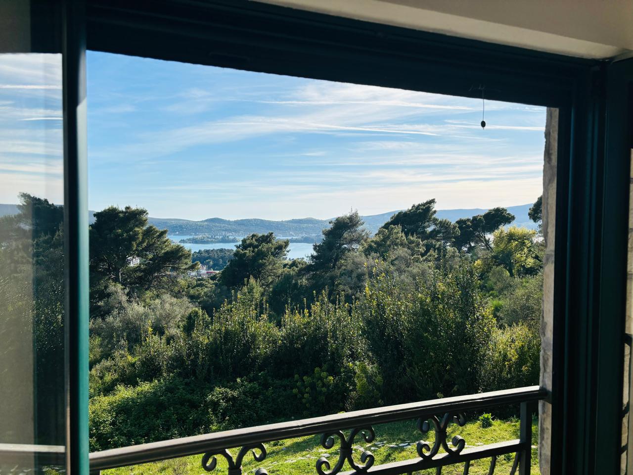 house with land for sale Mrčevac, Tivat sea view estate, 57 m2 house with 4216 m2 plot, property with road access Tivat, land with house Montenegro, estate for villa development Tivat, investment land with building Mrčevac, coastal house with large plot Bay of Kotor, nekretnine Tivat prodaja, kuća sa velikim placem Mrčevac, imanje sa pogledom na more Crna Gora, zemljište za razvoj turističkog ili stambenog kompleksa, violet investment, violet investment montenegro