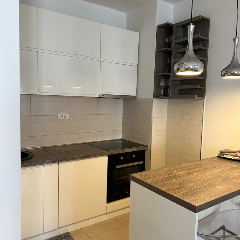 One-Bedroom Apartment for Rent – 45 m², City Kvart