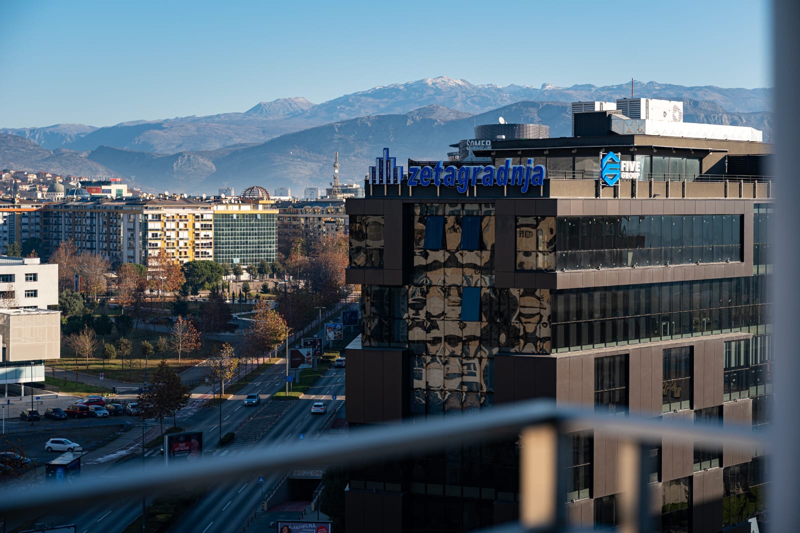 apartment for rent Podgorica, two-bedroom apartment rent Central Point, apartment 73m2 Podgorica, long-term rental apartment Podgorica, air-conditioned apartment Podgorica, new construction apartment Podgorica, modern apartment for rent Central Point, apartment with terrace Podgorica, fully furnished apartment Podgorica, apartment with kitchen appliances Podgorica, apartment with parking Podgorica, rental property Podgorica, violet investment