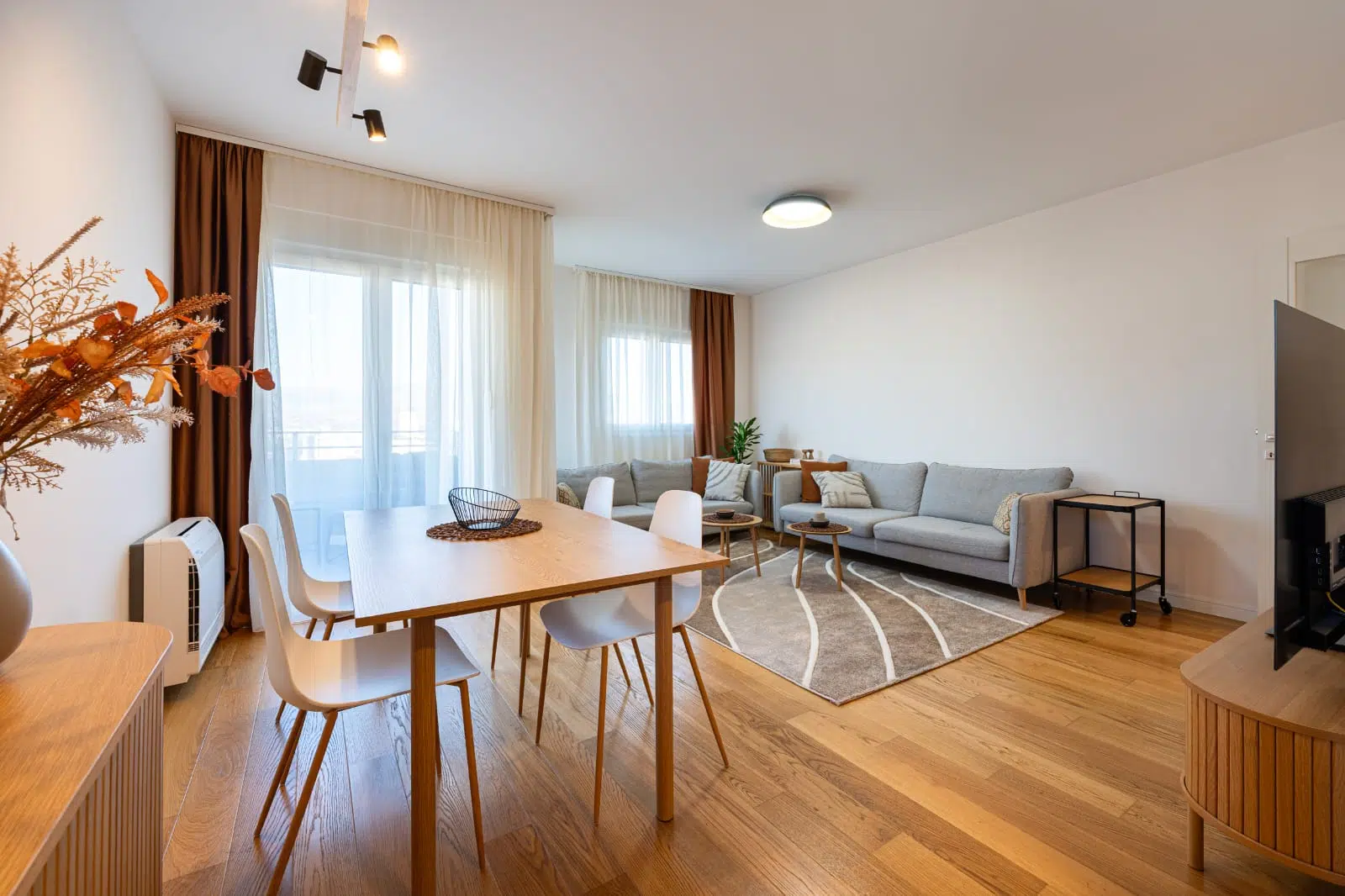 apartment for rent Podgorica, two-bedroom apartment rent Central Point, apartment 73m2 Podgorica, long-term rental apartment Podgorica, air-conditioned apartment Podgorica, new construction apartment Podgorica, modern apartment for rent Central Point, apartment with terrace Podgorica, fully furnished apartment Podgorica, apartment with kitchen appliances Podgorica, apartment with parking Podgorica, rental property Podgorica, violet investment apartment for rent Podgorica, two-bedroom apartment rent Central Point, apartment 73m2 Podgorica, long-term rental apartment Podgorica, air-conditioned apartment Podgorica, new construction apartment Podgorica, modern apartment for rent Central Point, apartment with terrace Podgorica, fully furnished apartment Podgorica, apartment with kitchen appliances Podgorica, apartment with parking Podgorica, rental property Podgorica, violet investment