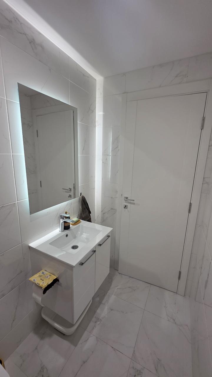 apartment for sale Stari Aerodrom, Master 8-8 Podgorica, new luxury 2 bedroom apartment, 69 m2 flat Podgorica, south-facing apartment Montenegro, fully furnished luxury apartment, apartment with two garage spaces, new residential commercial building Podgorica, investment apartment Stari Aerodrom, nekretnine Podgorica prodaja, dvosoban stan Master 8-8, luksuzan stan 69m2 sa garažom, novogradnja Stari Aerodrom, stan sa dva garažna mjesta,violet investment, violet investment montenegro