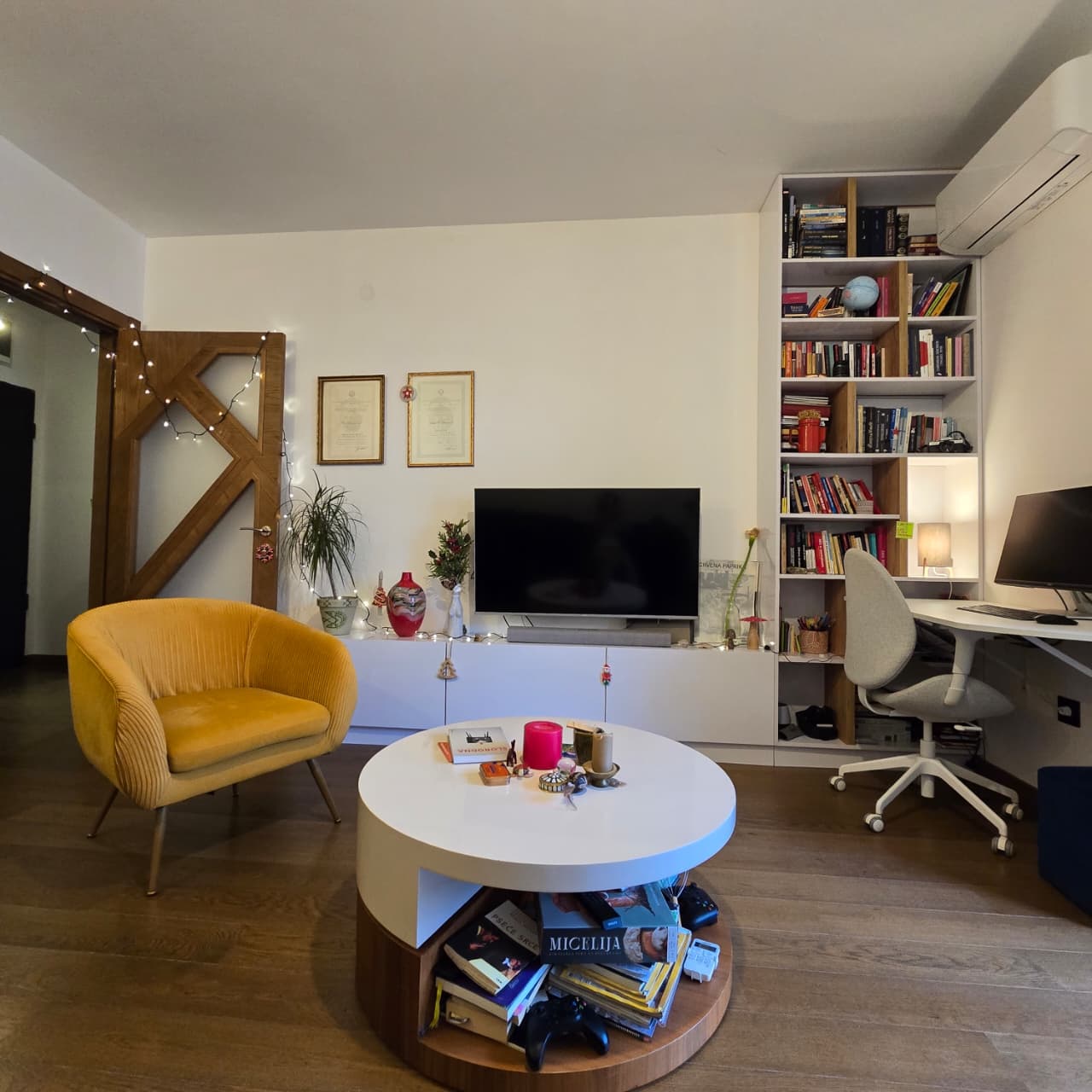 one-bedroom apartment for sale Podgorica, Ljubović Hill Homes apartment, apartment 49m2 Podgorica, elite residential complex Podgorica, apartment with hill view Podgorica, furnished apartment Podgorica, modern apartment for sale Podgorica, apartment with underfloor heating Podgorica, investment apartment Podgorica, luxury apartment Podgorica, real estate Podgorica for sale,violet investment