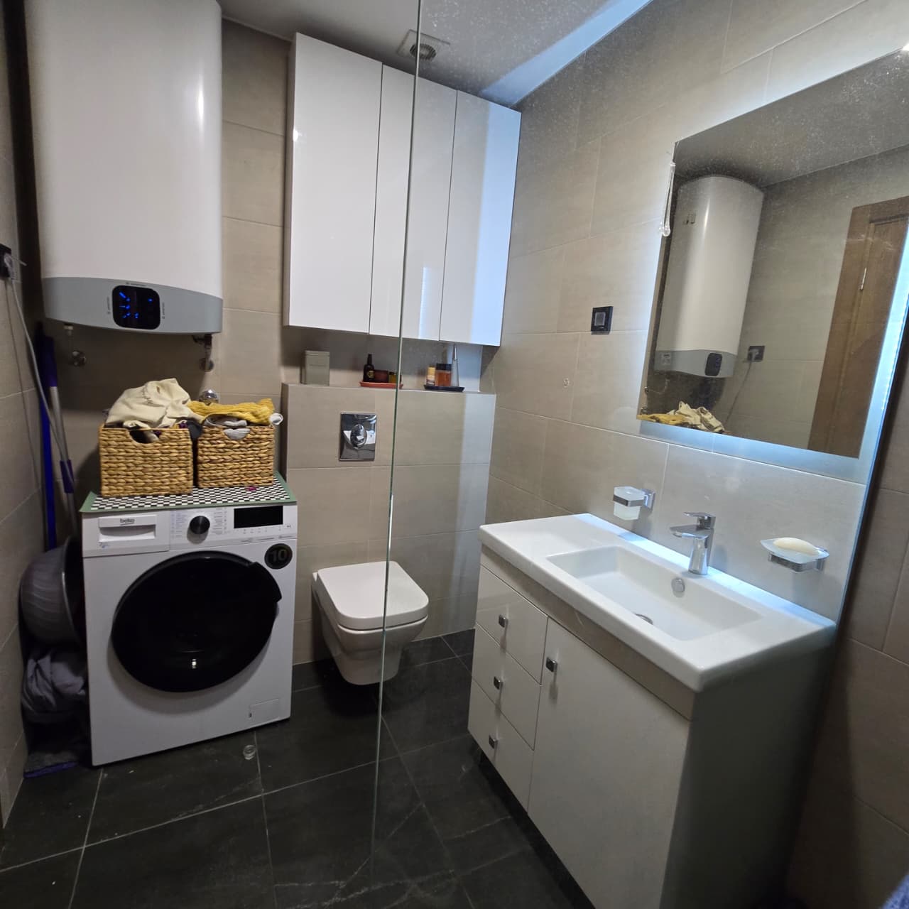 one-bedroom apartment for sale Podgorica, Ljubović Hill Homes apartment, apartment 49m2 Podgorica, elite residential complex Podgorica, apartment with hill view Podgorica, furnished apartment Podgorica, modern apartment for sale Podgorica, apartment with underfloor heating Podgorica, investment apartment Podgorica, luxury apartment Podgorica, real estate Podgorica for sale,violet investment