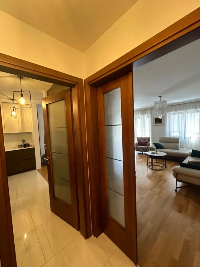 apartment for sale Podgorica, 2 bedroom apartment Baku street, luxury apartment Podgorica, 92 m2 flat for sale, apartment near Bemax Park, apartment near Tološka šuma, apartment near Big Fashion Podgorica, furnished luxury apartment Montenegro, flat with garage Podgorica, parking under ramp Podgorica, family apartment Podgorica, high-end apartment for sale, nekretnine Podgorica prodaja, dvosoban stan 92m2 Podgorica, dvosoban stan Baku ulica, luksuzan stan Podgorica, stan sa garažom i parkingom Podgorica, stan blizu parka i šume Podgorica, violet investment, violet investment montenegro