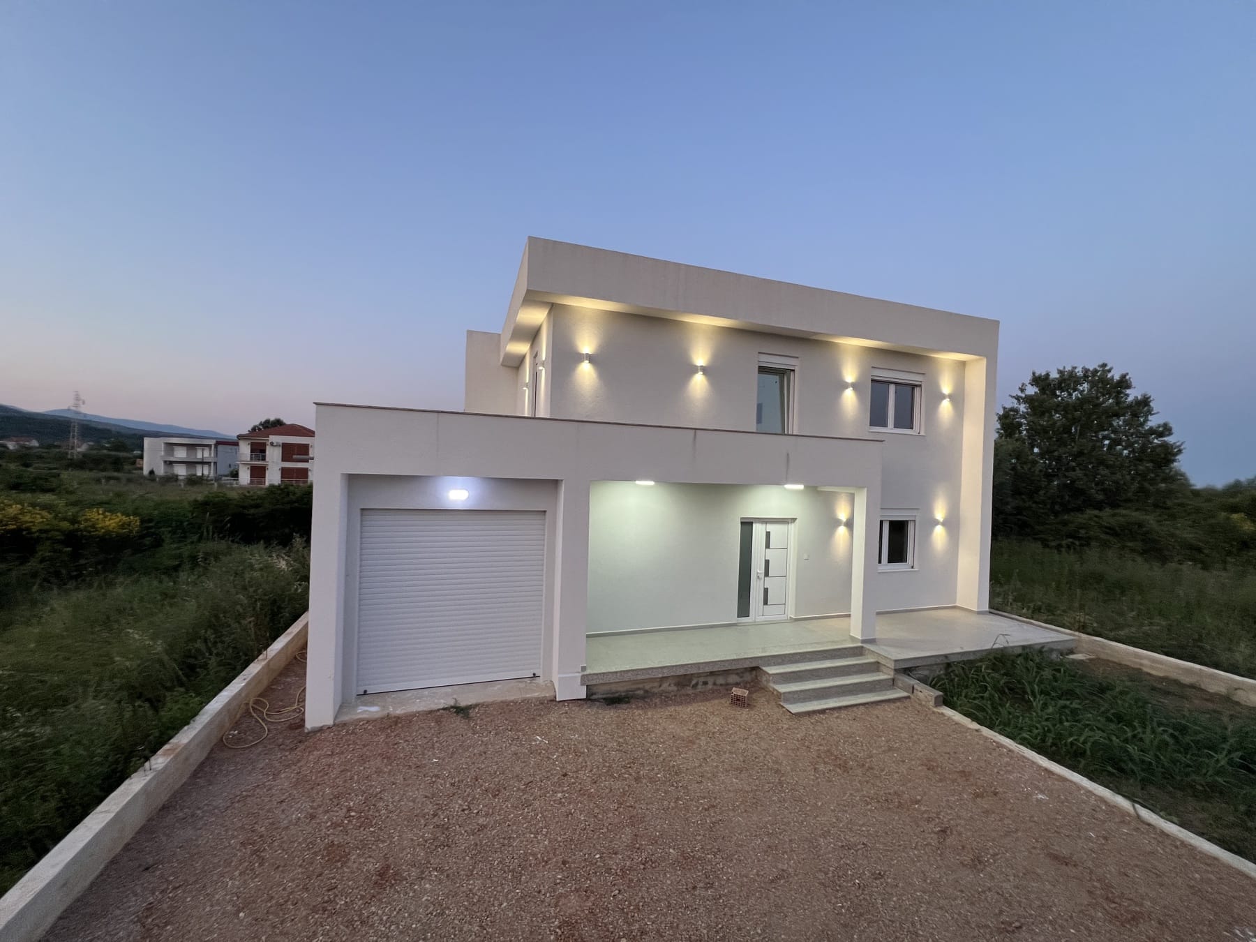 modern house for sale Ulcinj, house for sale Ulcinj, new house Ulcinj, newly built house Ulcinj, 4 bedroom house Ulcinj, 3 bathroom house Ulcinj, house with garage Ulcinj, house with terraces Ulcinj, open-concept house Ulcinj, luxury house Ulcinj, family home Ulcinj, residential property Ulcinj, Kodra Ulcinj property, Ulcinj real estate, Montenegro house for sale, Ulcinj Montenegro property, modern family house Montenegro, investment property Ulcinj, home near beach Ulcinj, contemporary house Montenegro, violet investment