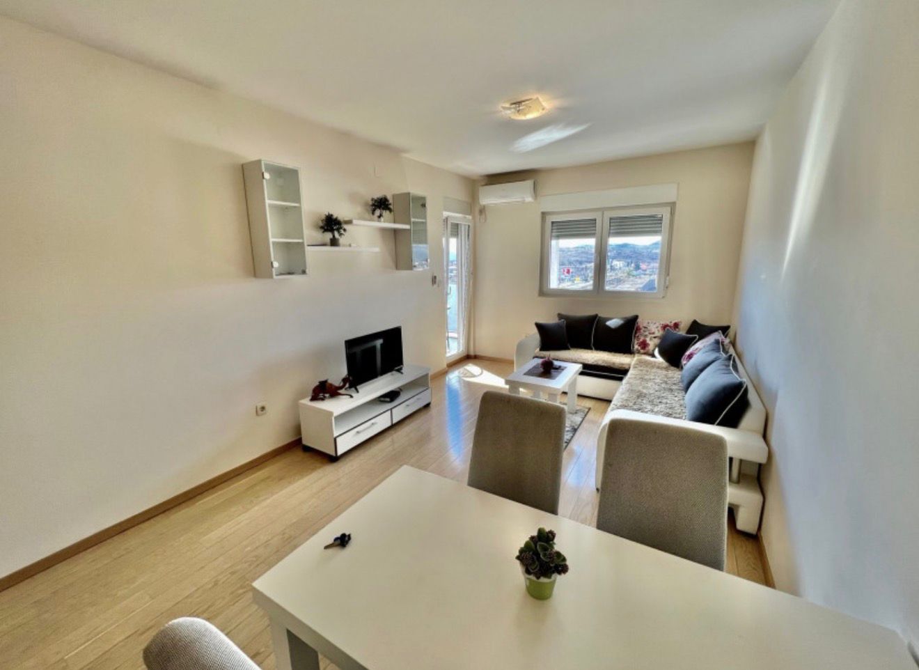 WhatsApp Image 2026 01 06 at 133048 8