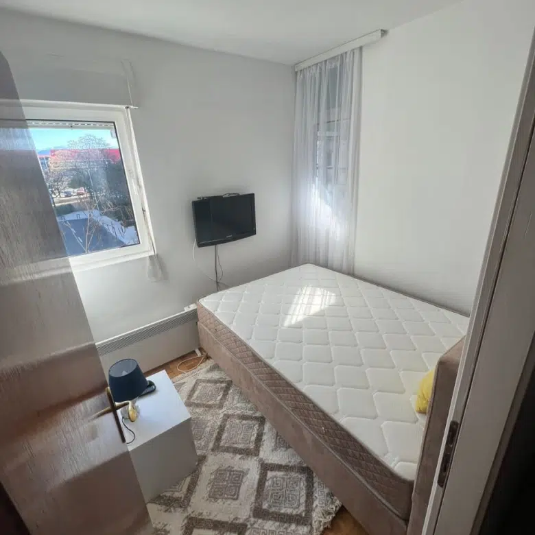 One-Bedroom Apartment For Rent – Stari Aerodrom