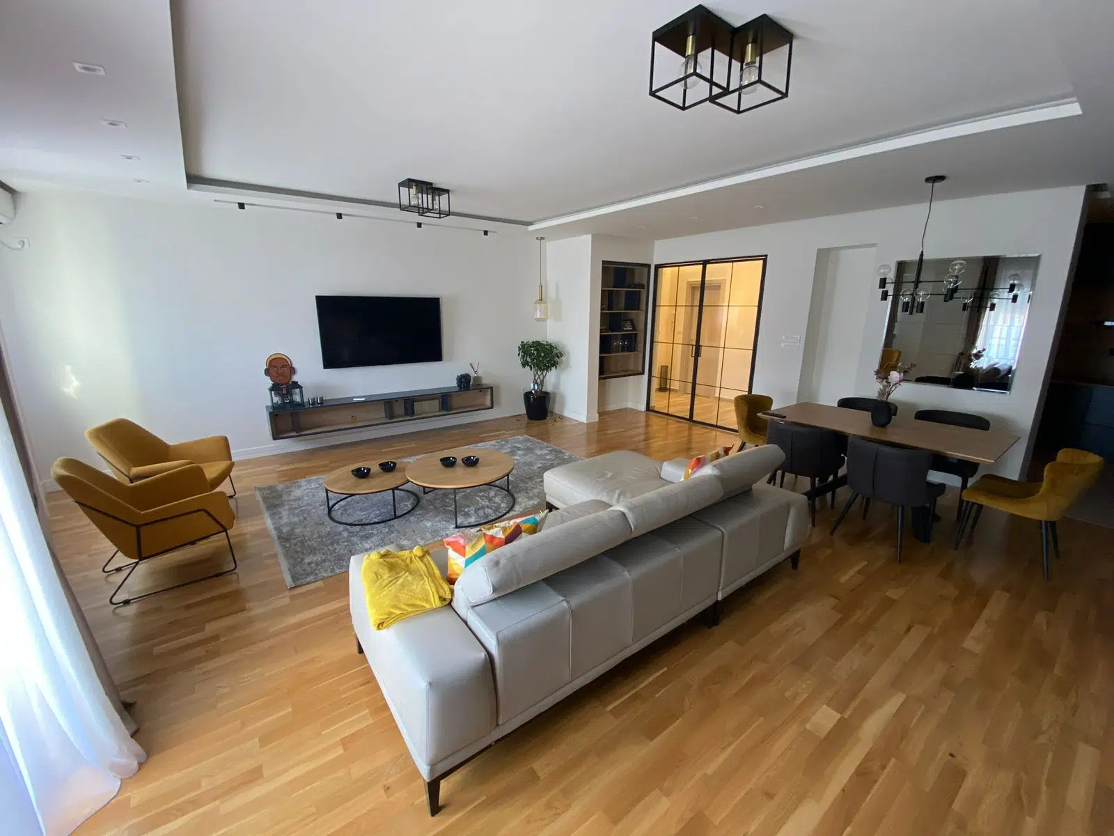 WhatsApp Image 2026-01-29 at 154842 5 Modern Two-Bedroom Apartment – Zabjelo