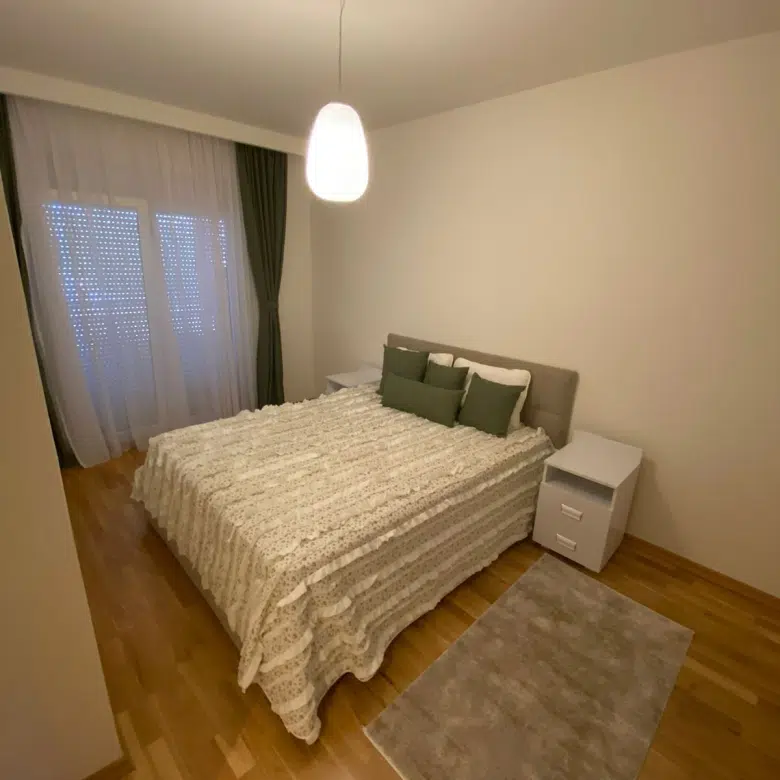 Modern Two-Bedroom Apartment – Zabjelo