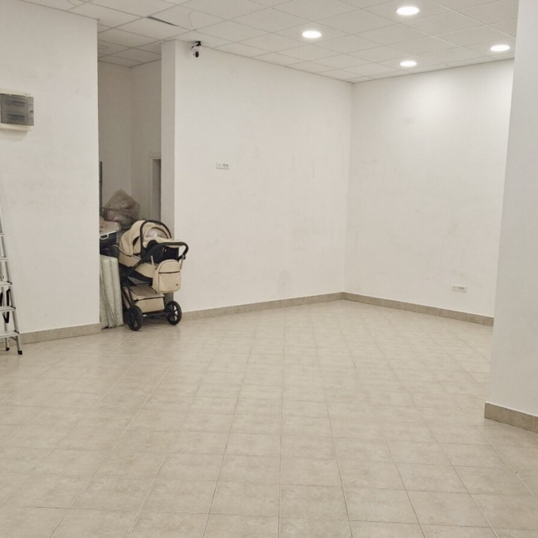 Commercial Space for Rent – Stari Aerodrom