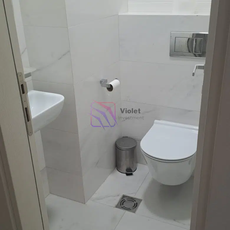 Two-Bedroom Apartment with garage for rent – Central Point