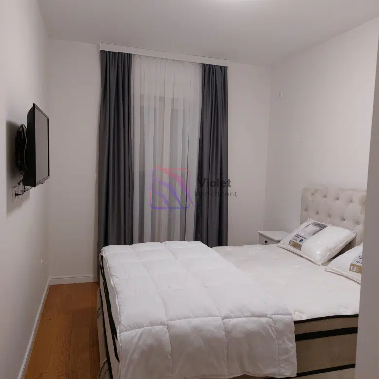Two-Bedroom Apartment with garage for rent – Central Point