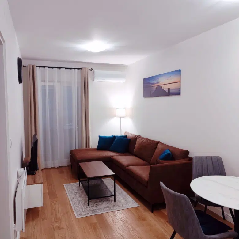 One-Bedroom Apartment for Sale – Central Point, Phase VIII (near Aroma)