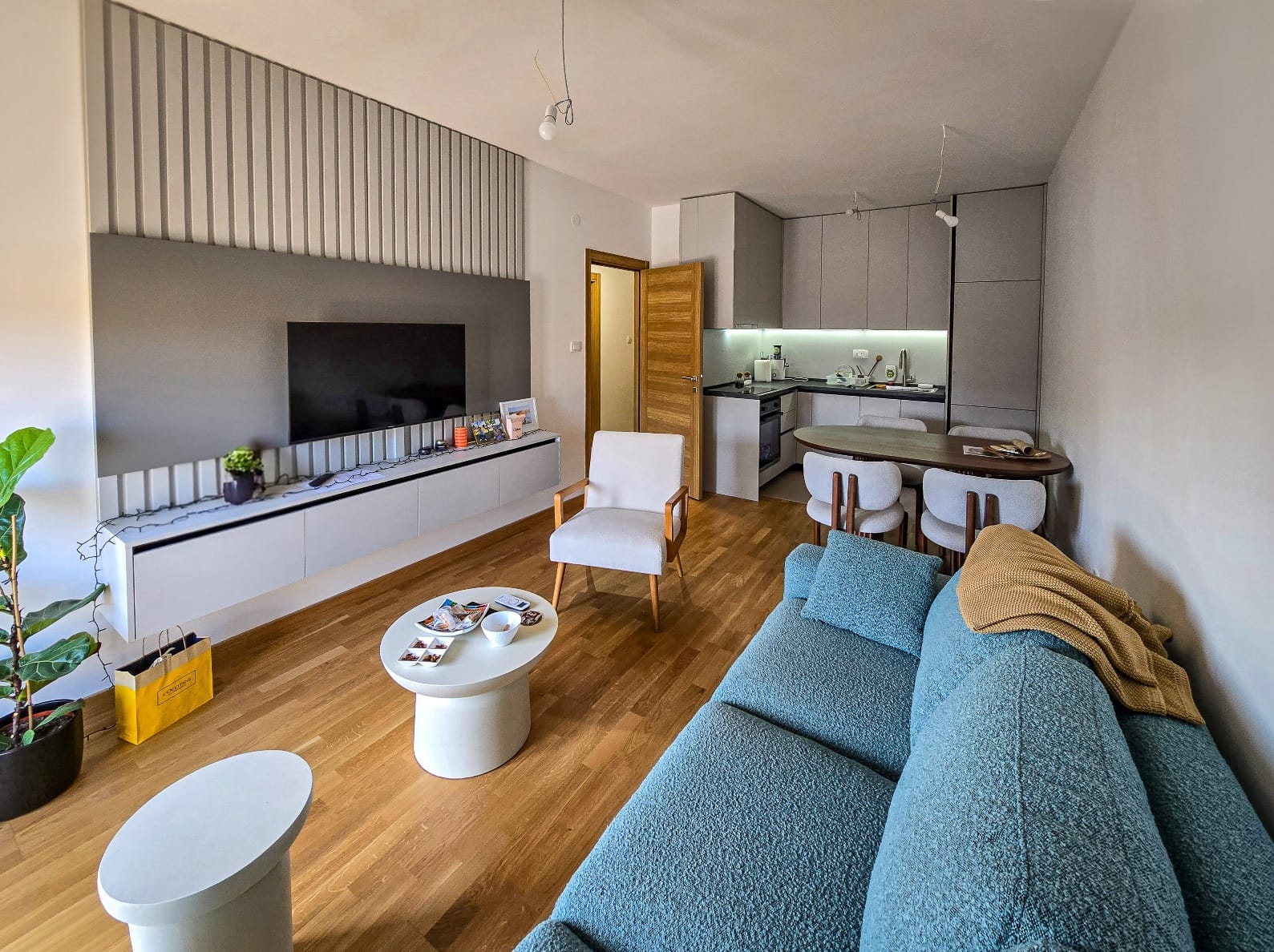 one bedroom apartment for sale Tološi, luxury apartment Tološi Podgorica, Family Residence Tološi apartment, KIPS construction apartment Podgorica, furnished apartment for sale Podgorica, turnkey apartment Podgorica, one bedroom apartment 41 m2 Podgorica, apartment with parking Tološi, investment apartment Podgorica, real estate Tološi Podgorica, apartment near international school Podgorica, modern apartment Podgorica for sale, property for sale Podgorica Montenegro,violet investment one bedroom apartment for sale Tološi, luxury apartment Tološi Podgorica, Family Residence Tološi apartment, KIPS construction apartment Podgorica, furnished apartment for sale Podgorica, turnkey apartment Podgorica, one bedroom apartment 41 m2 Podgorica, apartment with parking Tološi, investment apartment Podgorica, real estate Tološi Podgorica, apartment near international school Podgorica, modern apartment Podgorica for sale, property for sale Podgorica Montenegro,violet investment