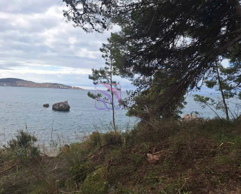 Seafront Development Land for Sale – 804 m²,First Line to the Sea,