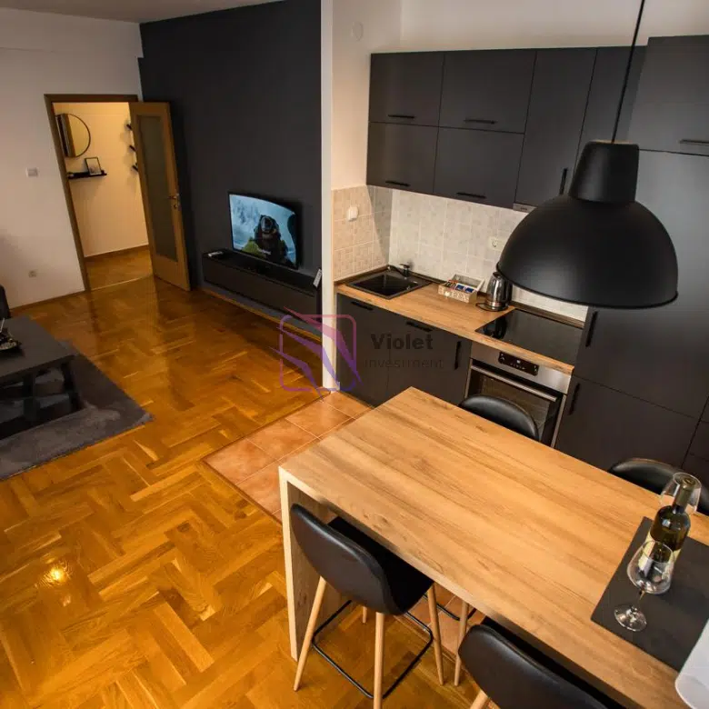 For Sale – Nicely Furnished One-Bedroom Apartment, Tuški Put, Podgorica