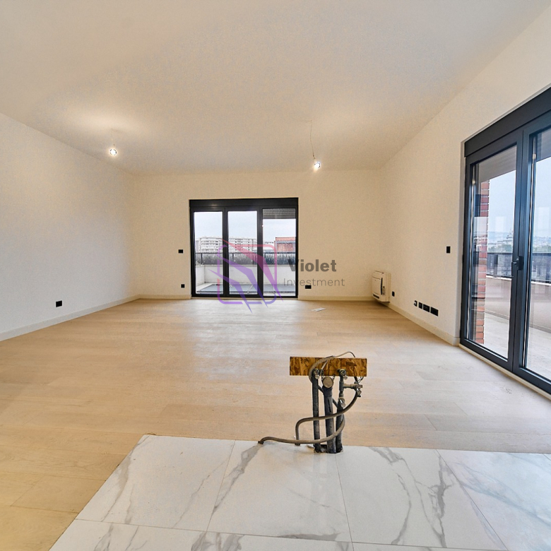 penthouse apartment for sale Podgorica, luxury penthouse Krivi Most Podgorica, two bedroom penthouse Podgorica, apartment near Big Fashion Podgorica sale, property for sale Podgorica Montenegro, penthouse 96 m2 Podgorica, real estate Podgorica Montenegro, investment penthouse Podgorica , violet investment