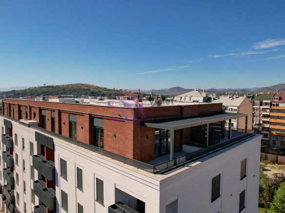 penthouse apartment for sale Podgorica, luxury penthouse Krivi Most Podgorica, two bedroom penthouse Podgorica, apartment near Big Fashion Podgorica sale, property for sale Podgorica Montenegro, penthouse 96 m2 Podgorica, real estate Podgorica Montenegro, investment penthouse Podgorica , violet investment