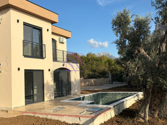 house for sale Bar Montenegro, house Zeleni Pojas Bar for sale, sea view house Bar Montenegro, property for sale Bar Montenegro house, house 225 m2 Bar sale, real estate Bar Montenegro, house surrounded by olive trees Montenegro, investment property Bar Montenegro, coastal house Montenegro for sale,violet investment