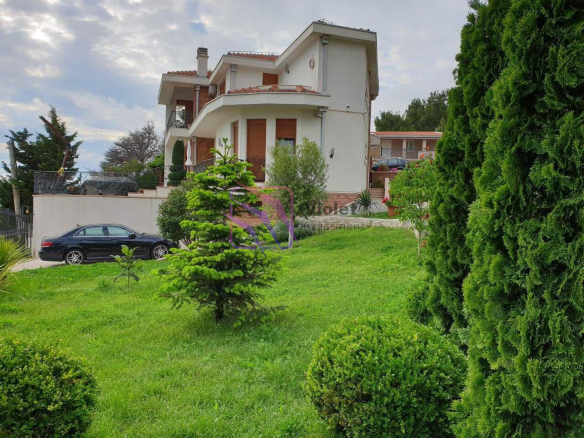 villa for sale Bar Montenegro, house with pool Zeleni Pojas Bar, luxury villa Bar Montenegro for sale, property with apartments Bar Montenegro, investment property Bar Montenegro, real estate Bar Montenegro house, coastal villa Montenegro for sale, Montenegro property with pool,violet investment