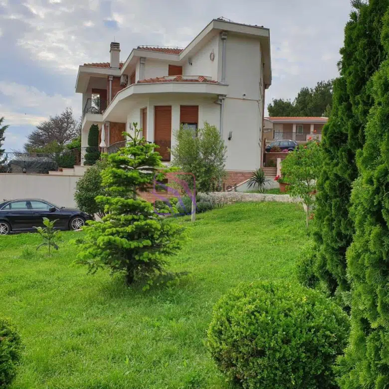 Luxury Villa with Pool for Sale , 252 m2, Zeleni Pojas, Bar