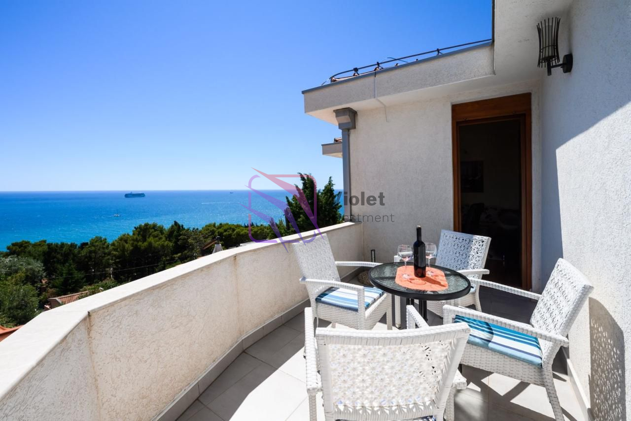 4 bedroom Villa 252 m² Susanj, Montenegro