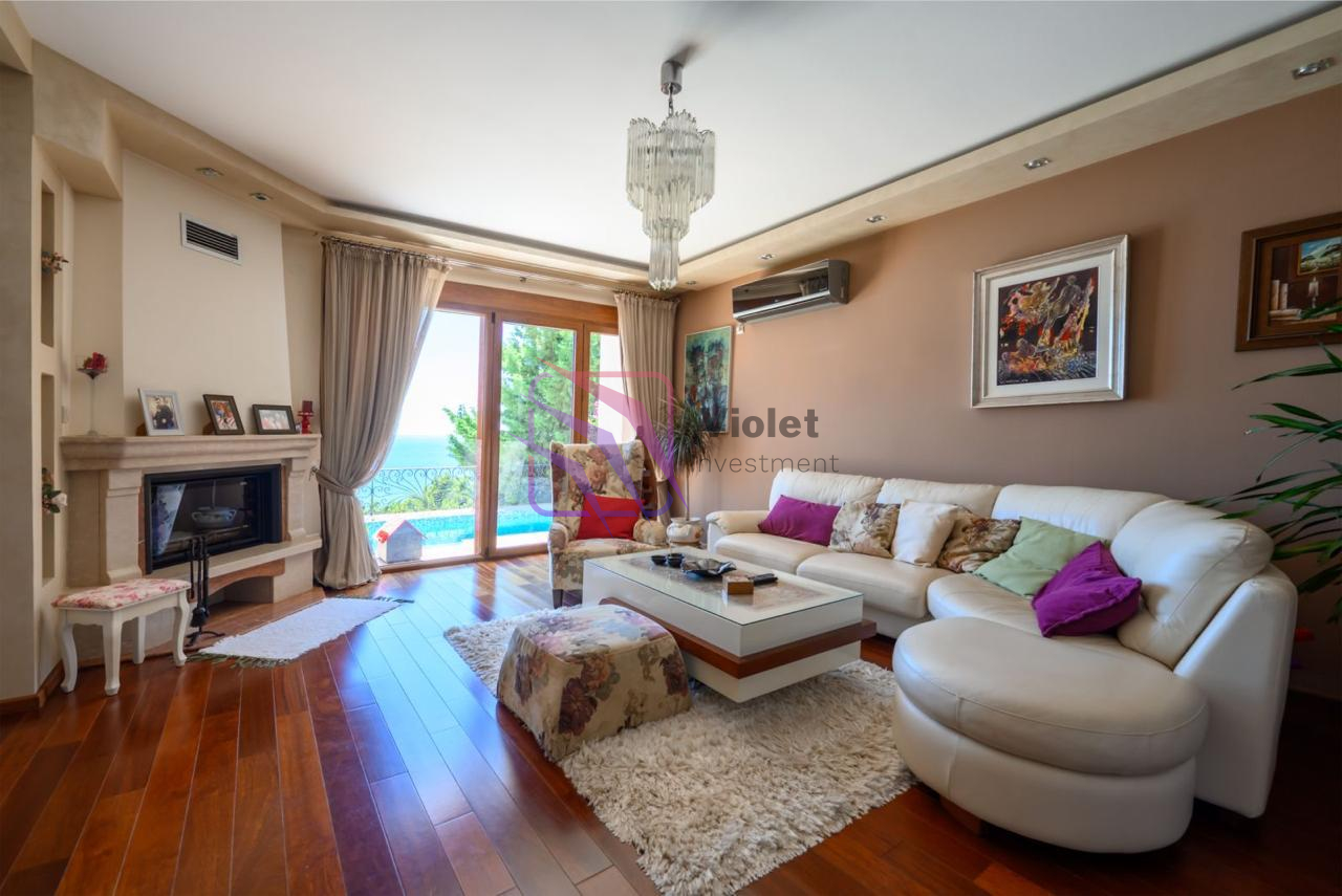 4 bedroom Villa 252 m² Susanj, Montenegro