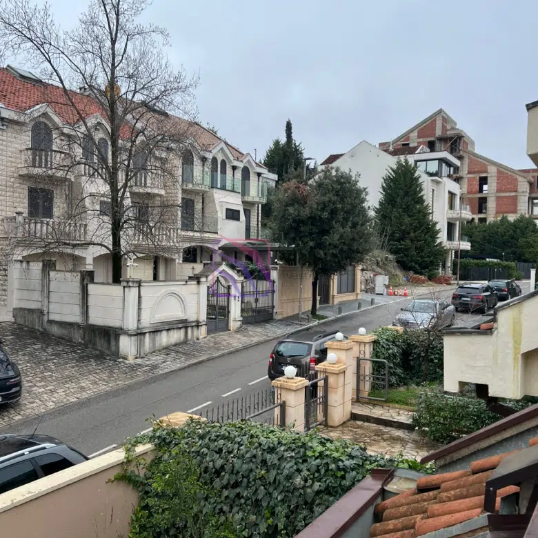 Luxury Villa for Rent in Prestigious Gorica C – Ideal for Diplomats and Families