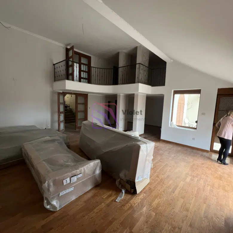 Luxury Villa for Rent in Prestigious Gorica C – Ideal for Diplomats and Families