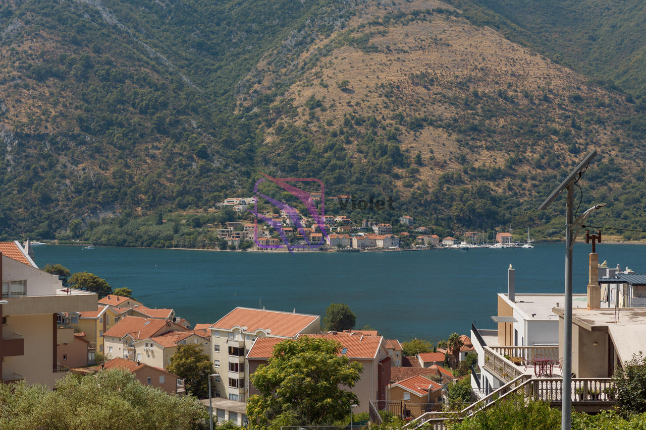 one bedroom apartment Dobrota Kotor sale, apartment with sea view Bay of Kotor property, real estate Dobrota Montenegro 50m2 apartment, apartment with parking Kotor Montenegro, investment property Kotor Dobrota near sea,violet investment