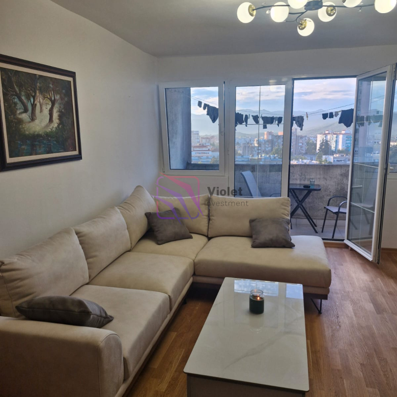 two bedroom apartment Niksic center sale, apartment for sale Niksic Montenegro 80m2, renovated apartment Niksic property, real estate Niksic city center investment, apartment with tarkett flooring Niksic Montenegro,violet investment