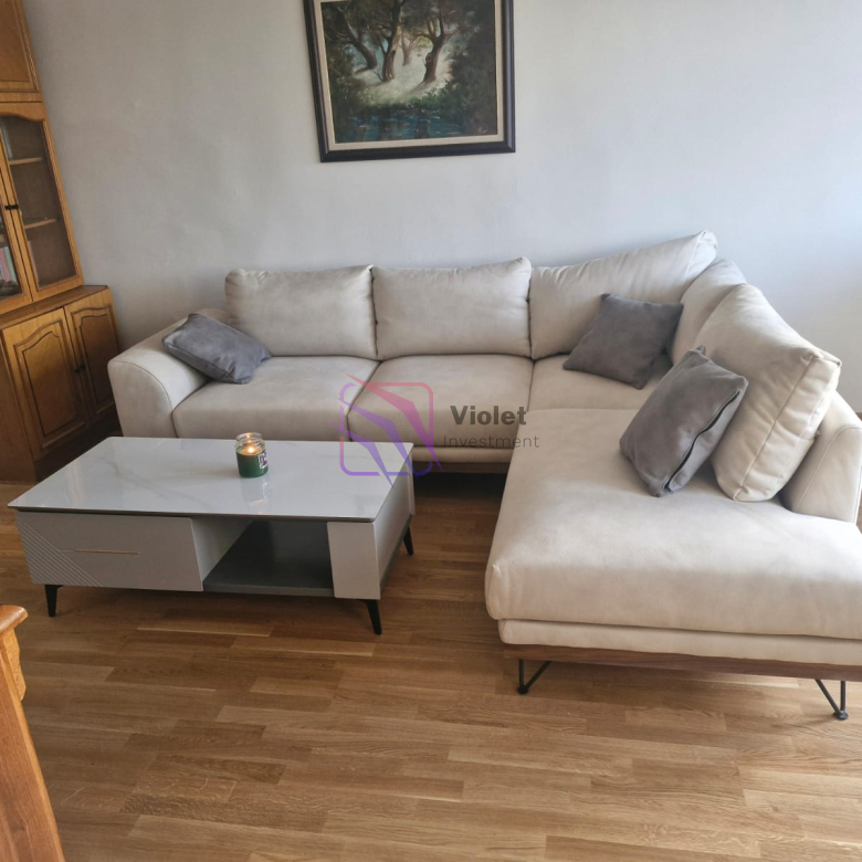 two bedroom apartment Niksic center sale, apartment for sale Niksic Montenegro 80m2, renovated apartment Niksic property, real estate Niksic city center investment, apartment with tarkett flooring Niksic Montenegro,violet investment