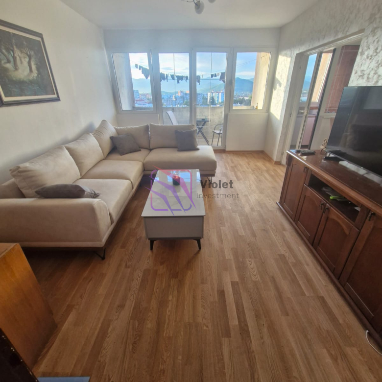 two bedroom apartment Niksic center sale, apartment for sale Niksic Montenegro 80m2, renovated apartment Niksic property, real estate Niksic city center investment, apartment with tarkett flooring Niksic Montenegro,violet investment