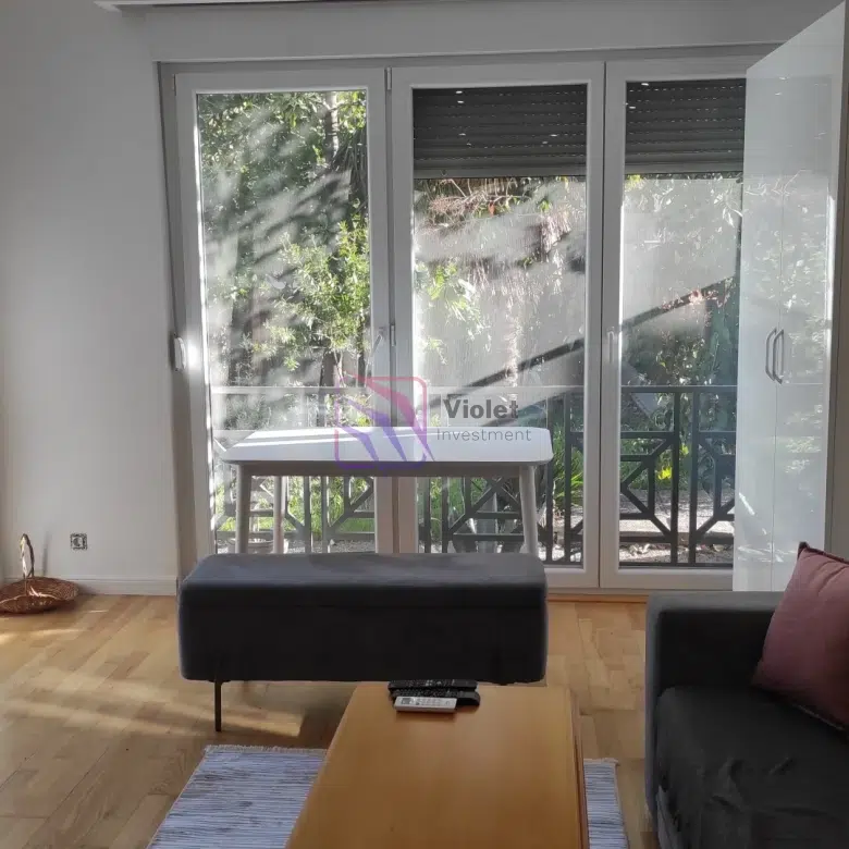 a2fbfec9 ca7b 4b5e 915e ae58cdbdc3ba lg