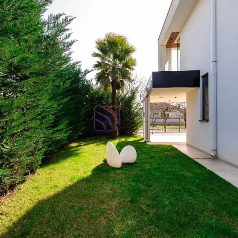 luxury villa for rent Podgorica Gornja Gorica, house for rent Podgorica Montenegro luxury property, villa for rent Podgorica 4 bedroom house Montenegro, premium villa rental Podgorica Montenegro, luxury home for rent Montenegro Podgorica,violet investment