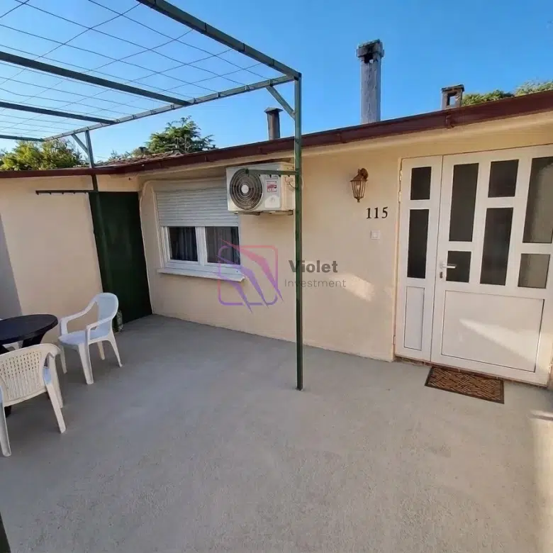 house for sale Podgorica family home, semi furnished house Podgorica parking, house near KCCG and Gintaš, secure family house Montenegro, Podgorica real estate house with yard and cameras,violet investment,zabjelo