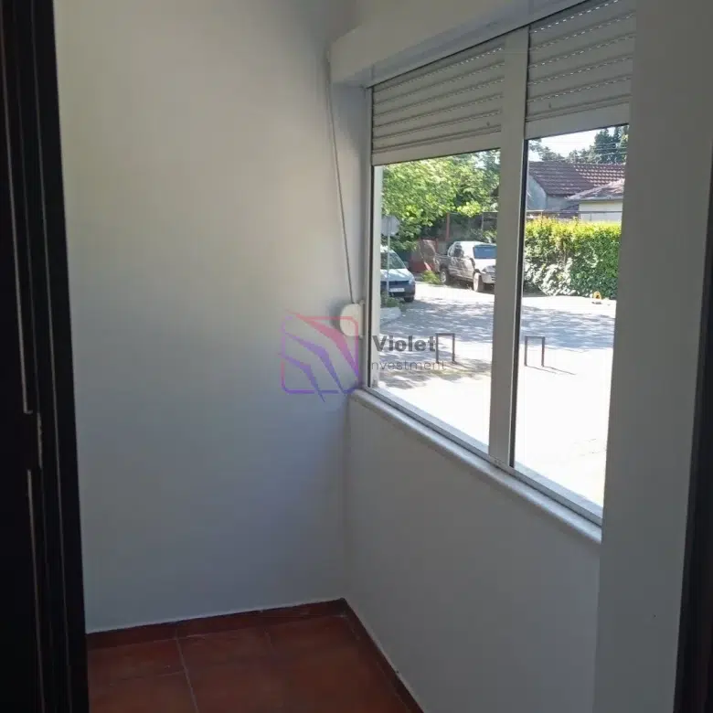 apartment for sale Podgorica Gintaš area, adapted apartment two units Podgorica, investment property Podgorica city center, multi unit apartment Montenegro, rental income apartment Podgorica 84m2,violet investment