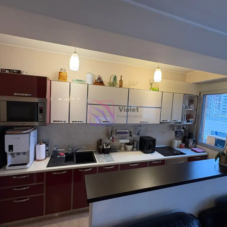 Spacious Three-Bedroom Apartment with Private Parking and Custom-Made Furniture, Stari Aerodrom
