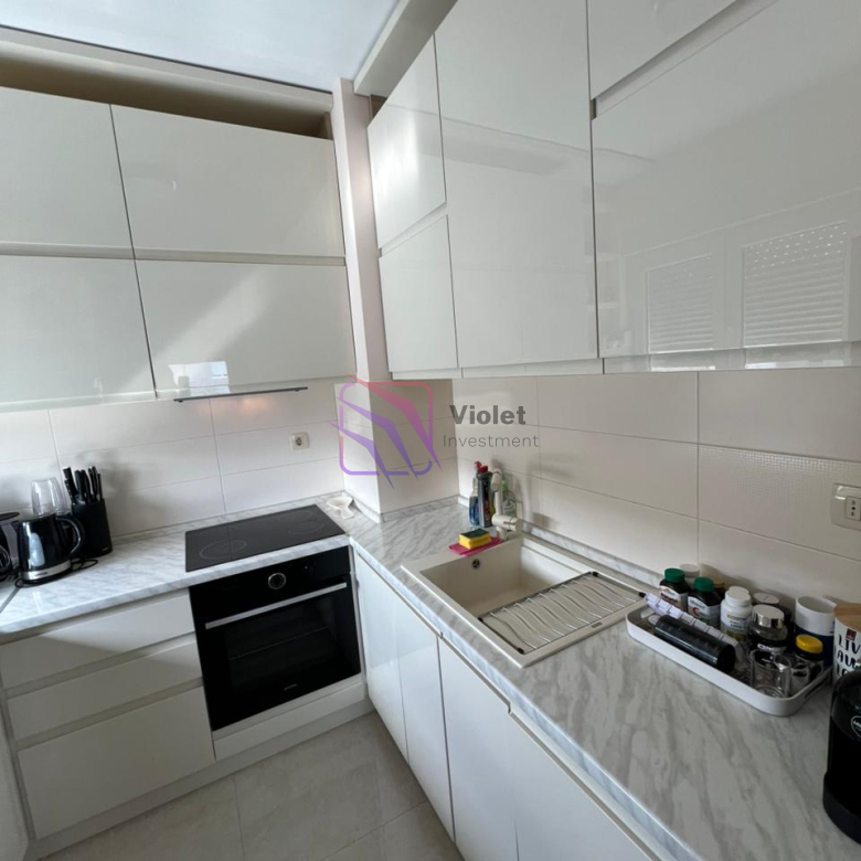 One-Bedroom Apartment for Sale – City Kvart, Podgorica (Zetagradnja)