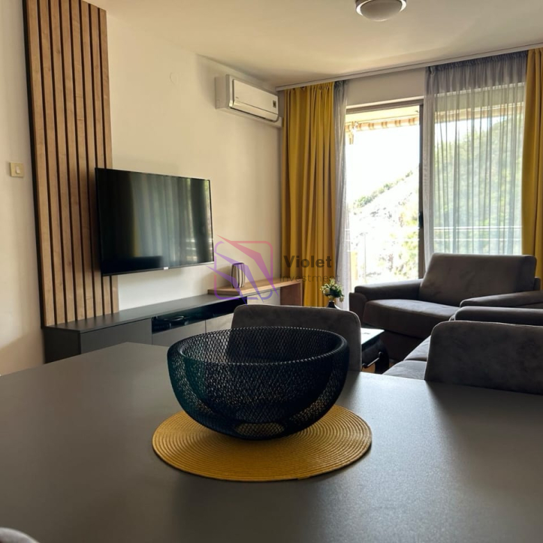 One-Bedroom Apartment ,For Sale, Complex with Pool, PRŽNO