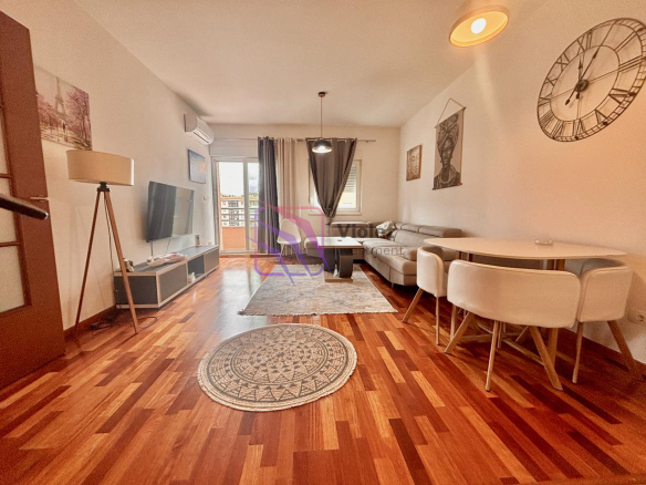 One Bedroom Apartment For Rent,52m², City Kvart, Podgorica
