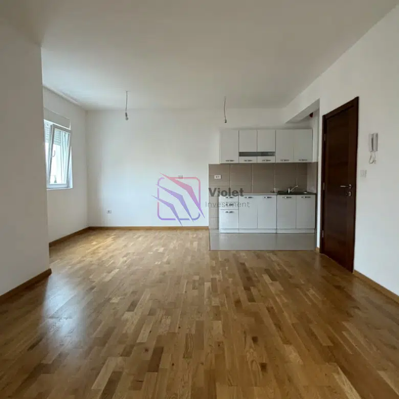 Bright & Spacious Two-Bedroom Apartment in a Family-Friendly Area – Tuški put