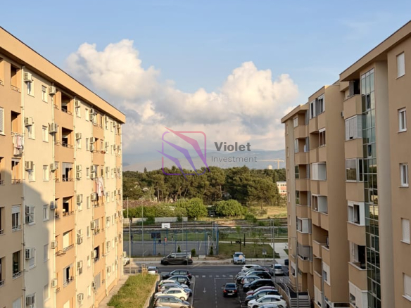 Bright & Spacious Two-Bedroom Apartment in a Family-Friendly Area – Tuški put
