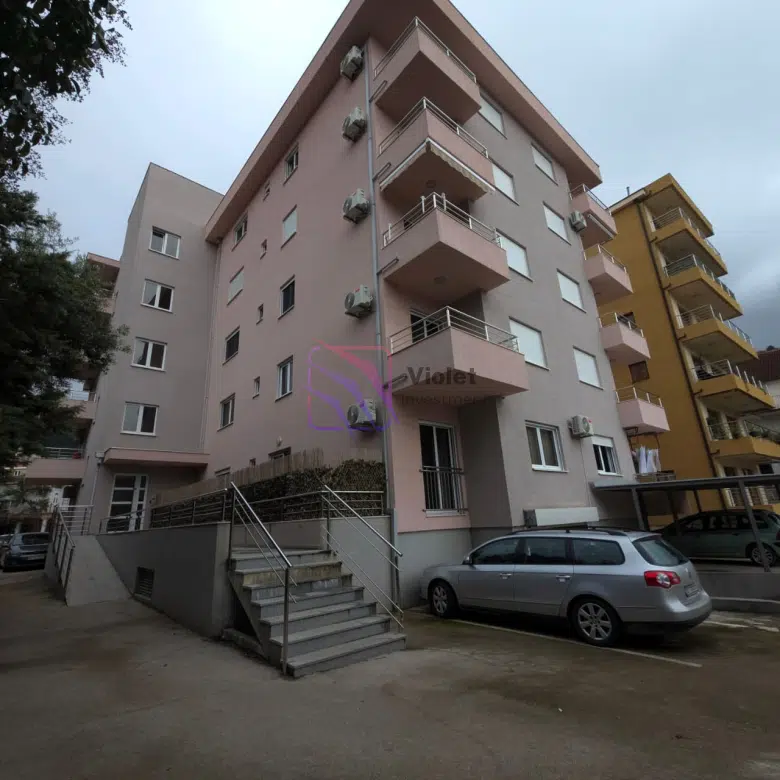 one bedroom apartment Budva Babilonija 42m2, apartment for sale Budva walking distance beach, investment apartment Budva Montenegro, affordable apartment Budva Riviera, furnished apartment Babilonija Budva for sale,violet investment